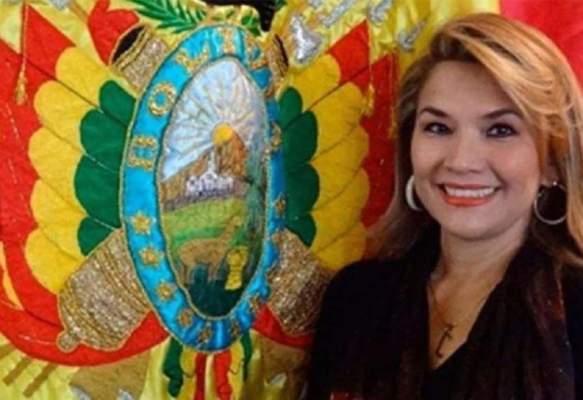 La mancha negra de la autoproclamada "presidenta" de Bolivia: tiene un sobrino narco