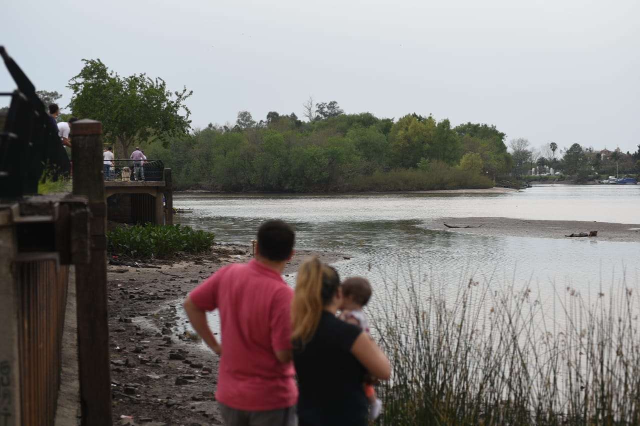 Osvaldo Fernández pide a la Provincia que se informe si el río es apto para el uso recreativo