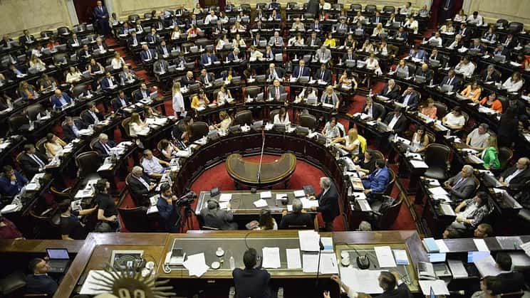 El oficialismo logró quórum en la Cámara para tratar la ley de Emergencia Económica
