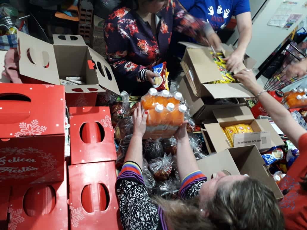 "Manos a la Obra" entregó más de 100 cajas  navideñas y más de 600 juguetes en estas fiestas