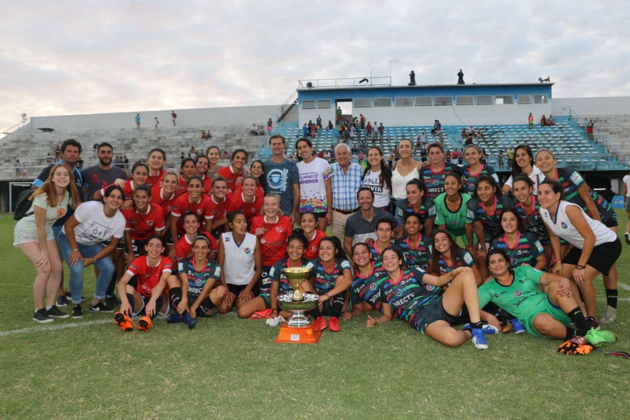 El SAT venció a Independiente y ganó la Copa Juguemos por la Equidad