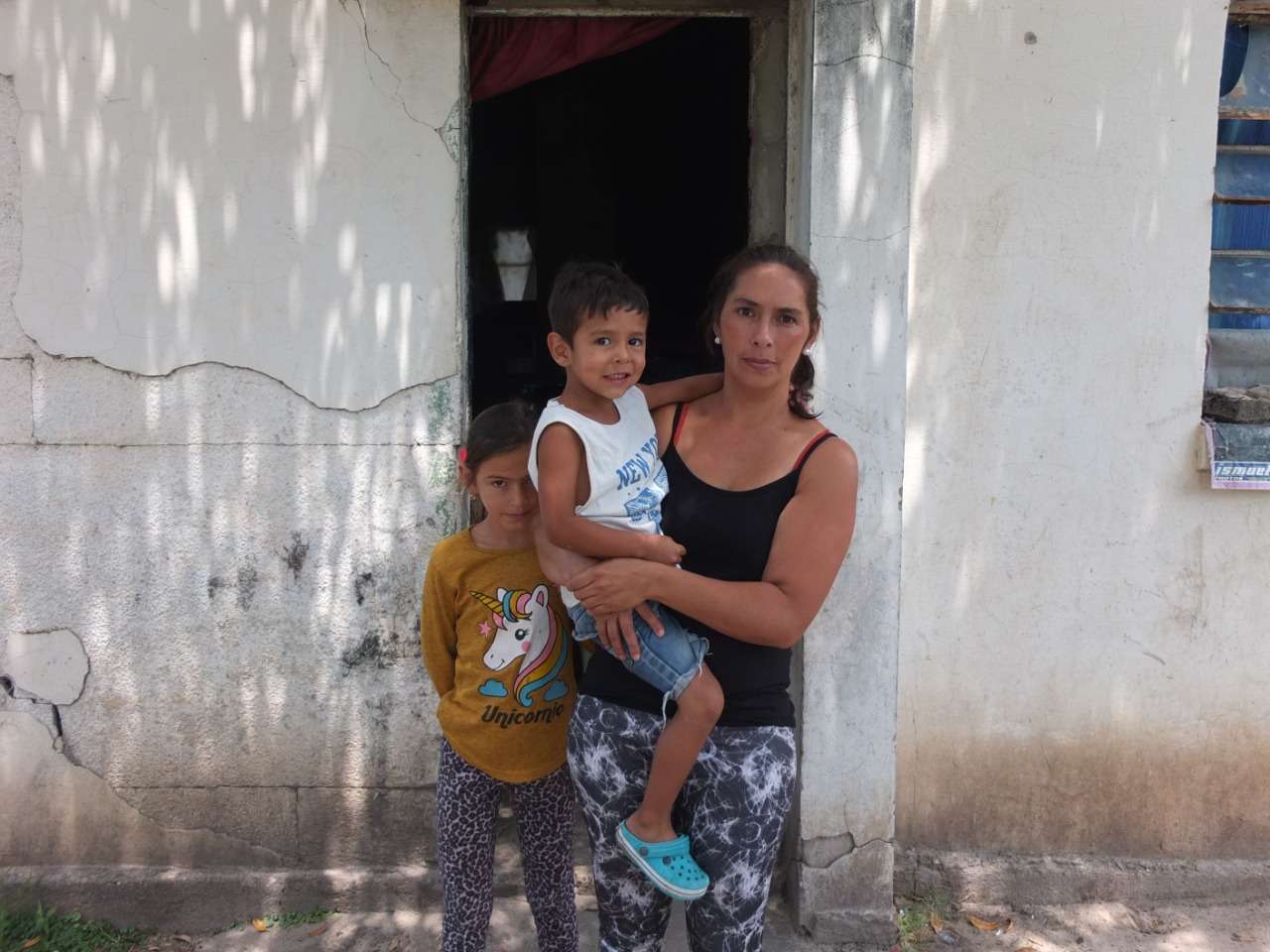 Tras un incendio, una familia pide ayuda urgente por la precariedad de su vivienda