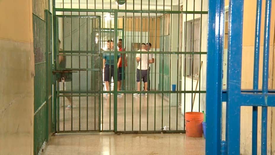 Prisión domiciliaria a 800 detenidos que pertenecen al grupo de riesgo 