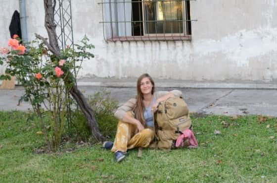 Sol todavía tiene una semana por delante de aislamiento estricto. Comparte sus días junto a María Elena, una estudiante que volvió de La Plata.