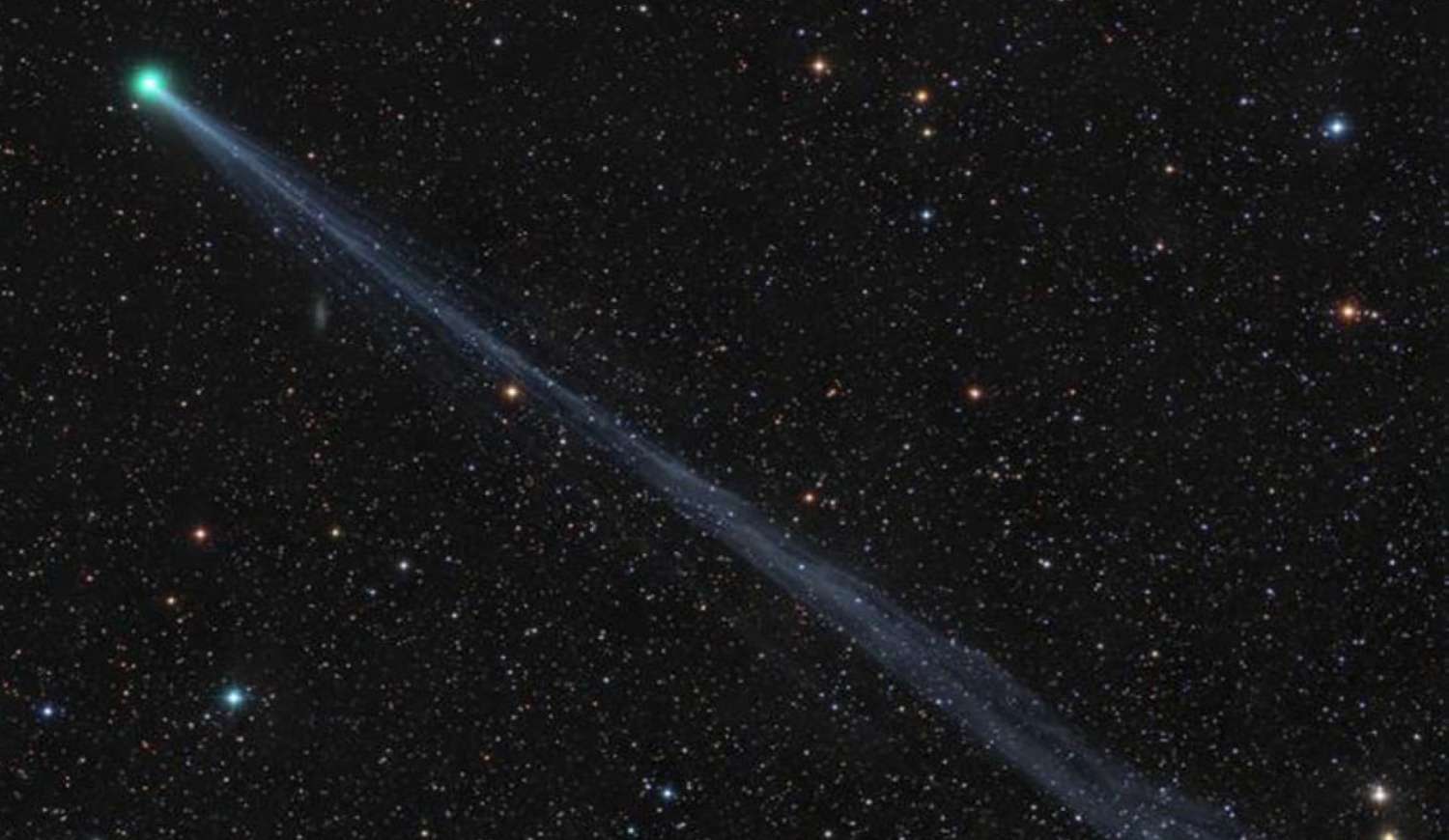 En la madrugada se podrá ver el cometa Swan: una cola de 16 millones de kilómetros