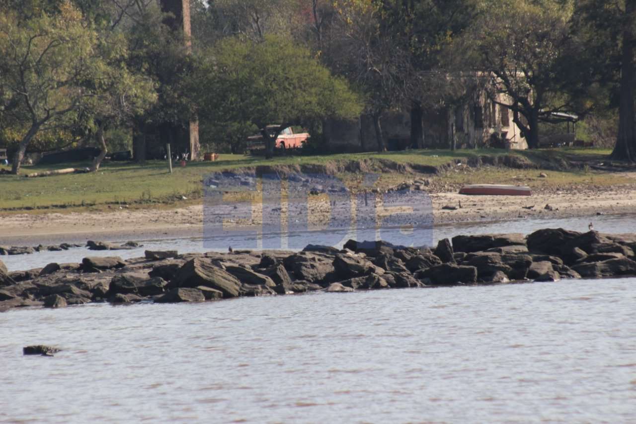 Impactantes imágenes del río Gualeguaychú: la marca llegó a 0.28 centímetros en el puerto  