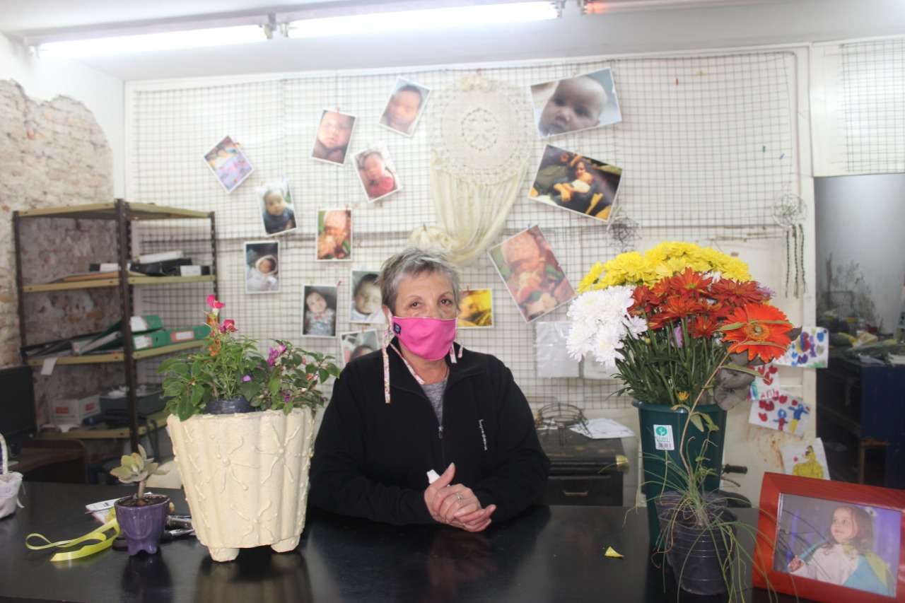 Se derrumbaron las ventas en las florerías de la ciudad: "Ninguna crisis fue como esta"