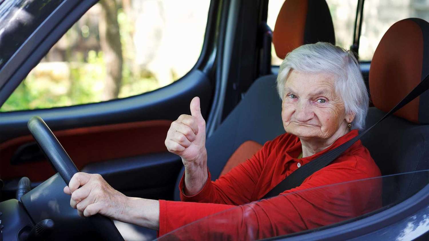 Prorrogaron la vigencia de las licencias de conducir a los mayores de 60 años