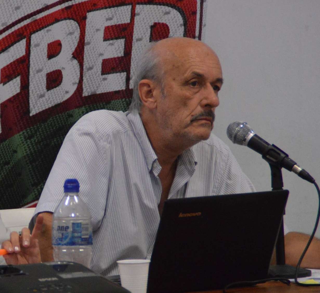 Carlos Álvarez renunció a la presidencia de la Federación Entrerriana de Básquet