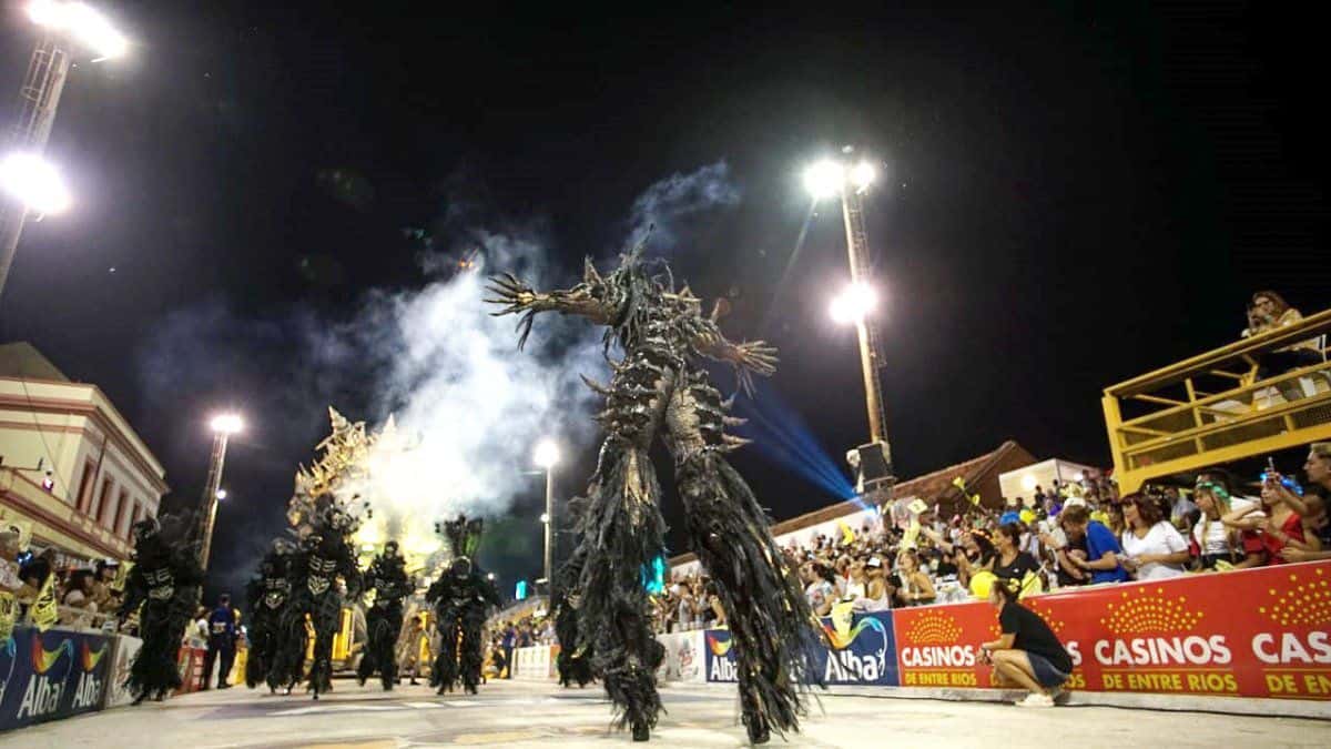 La Comisión del Carnaval  del País "tiene voluntad de hacer la edición 2021"