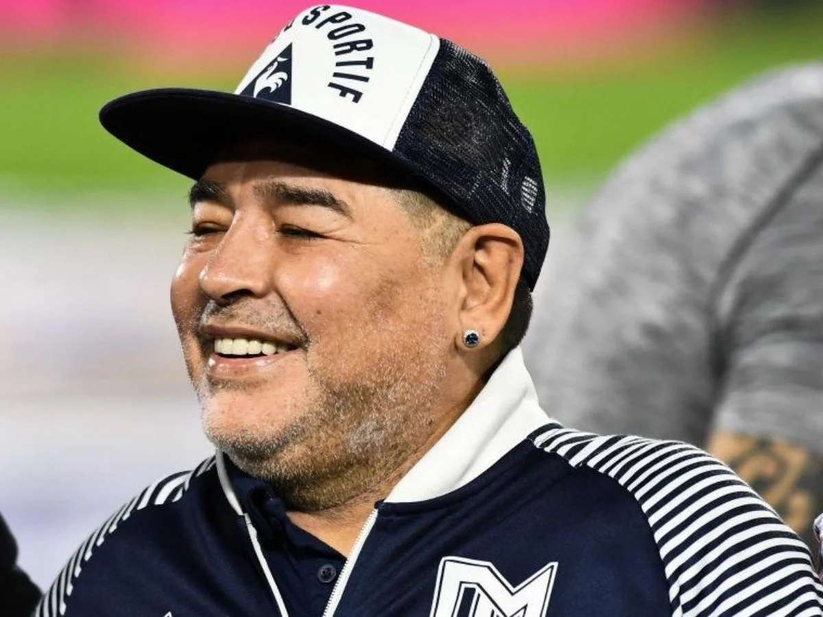 Diego Maradona lanzó una campaña solidaria que llegará a Entre Ríos