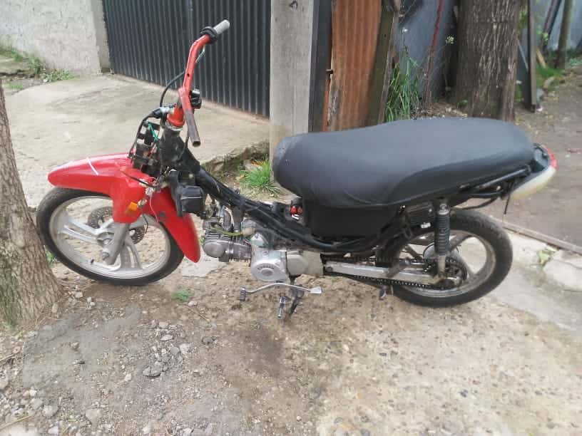 La Policía recuperó una moto que había sido robada hace pocos días