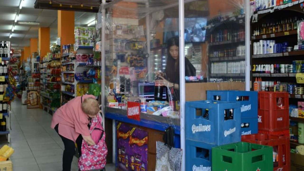 Investigan un robo millonario a un supermercadista chino de la ciudad
