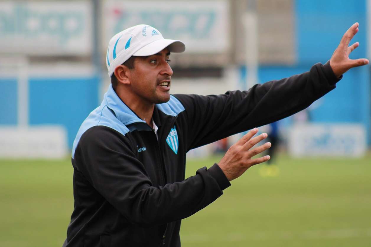 En Juventud, todos los caminos conducen a Norberto Acosta para ser el entrenador