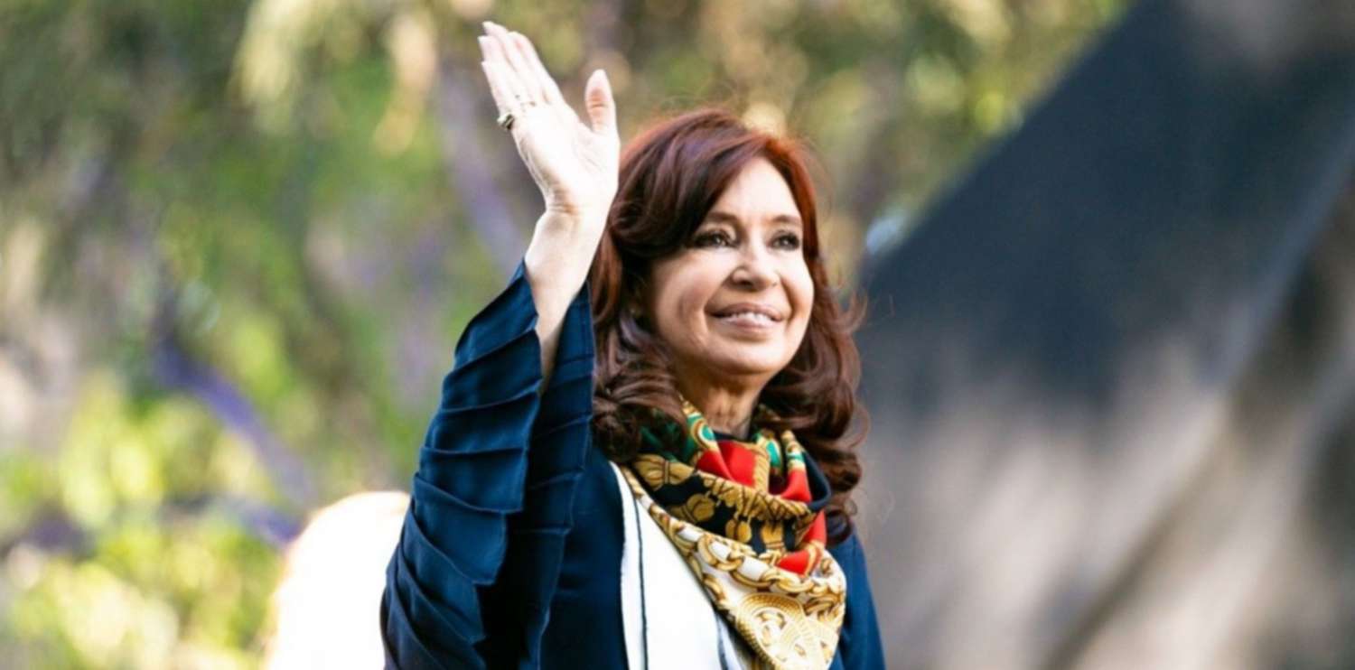 CFK: "El problema de la economía bimonetaria es el más grave que tiene nuestro país"