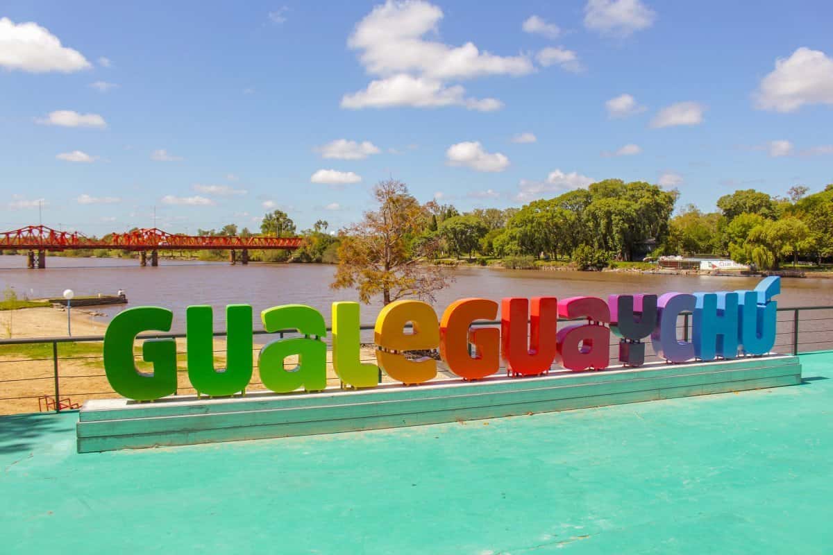 Turismo: Gualeguaychú y Pueblo Belgrano cuentan con el certificado "Viaje Seguro"
