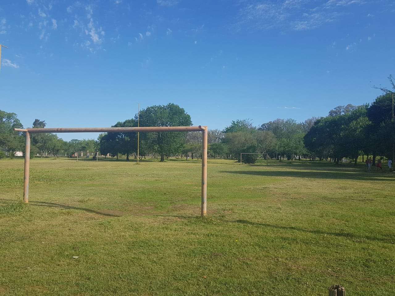 Proponen llamar "Diego Armando Maradona" a las canchas de fútbol del Parque Unzué