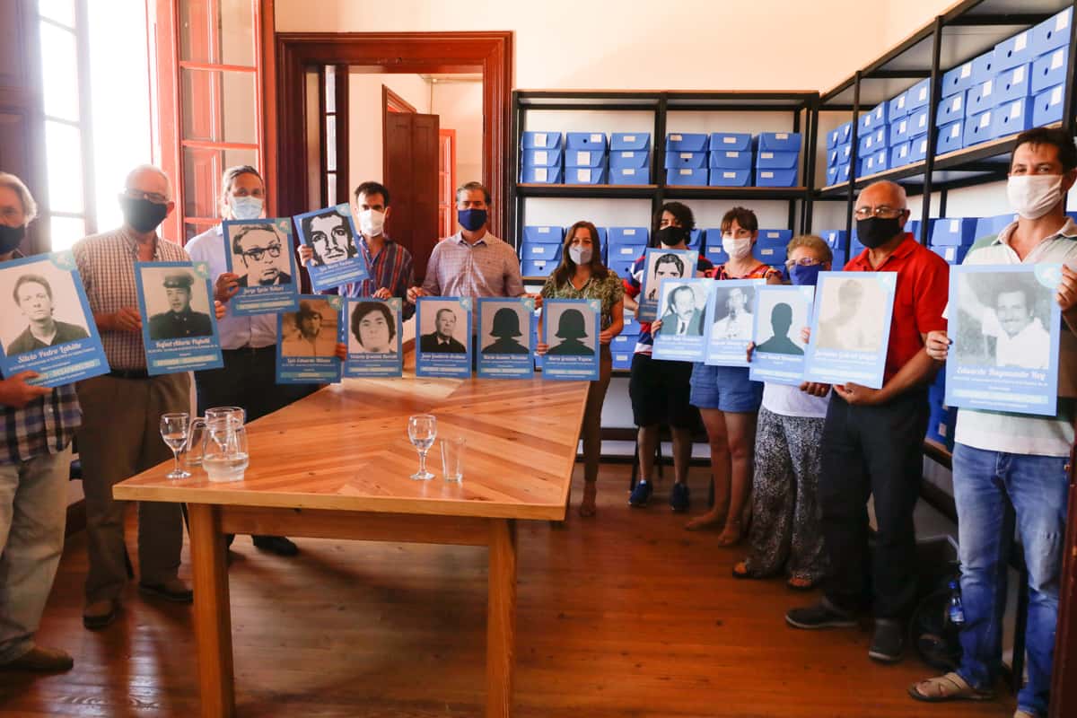 Piaggio homenajeó a las víctimas locales de la dictadura reconocidas en 2019 y 2020