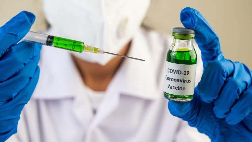 Comenzó la campaña de vacunación contra el coronavirus en todo el país