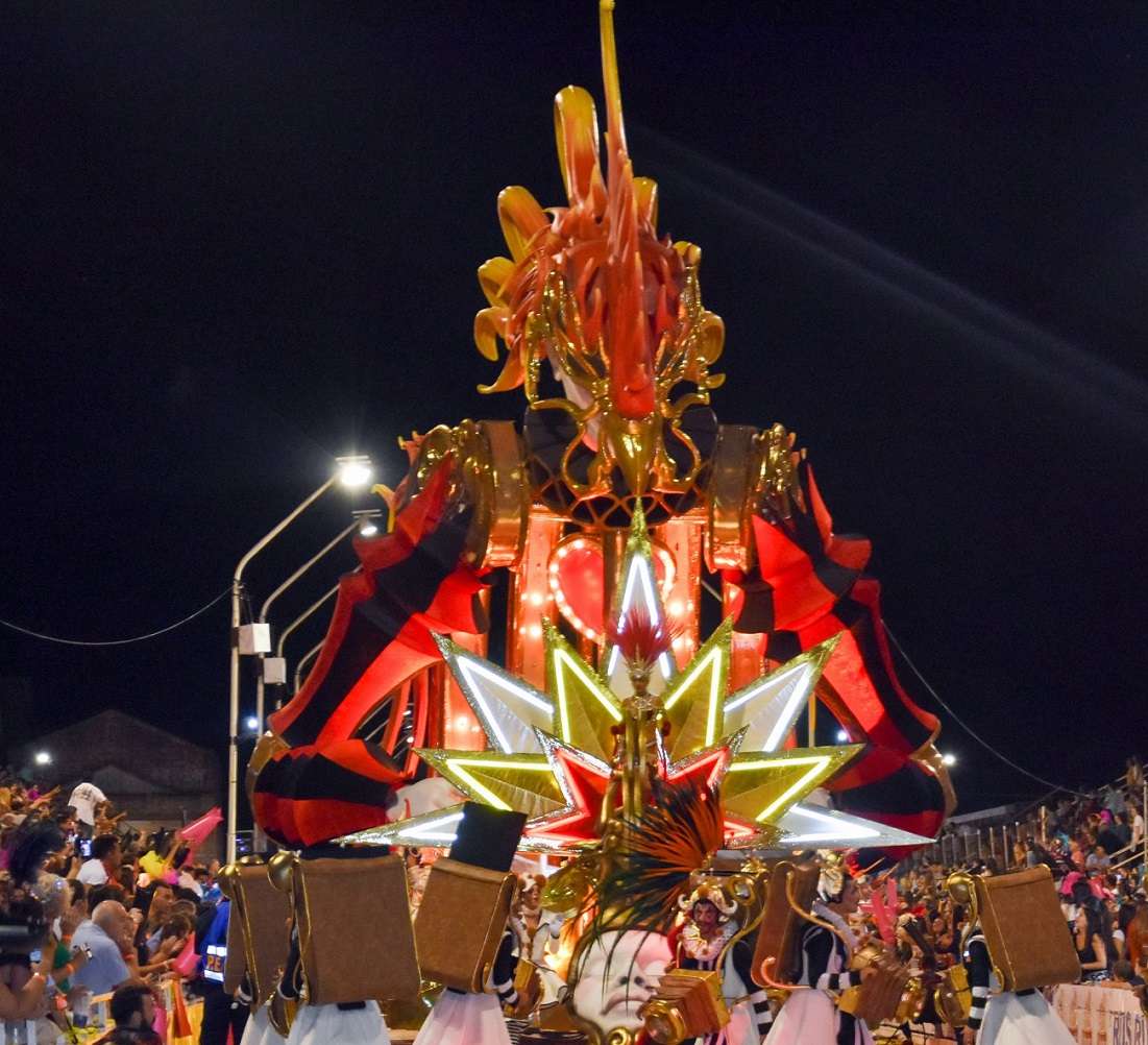 Claret: "El Carnaval 2022 necesariamente tendrá que ser de reciclaje"
