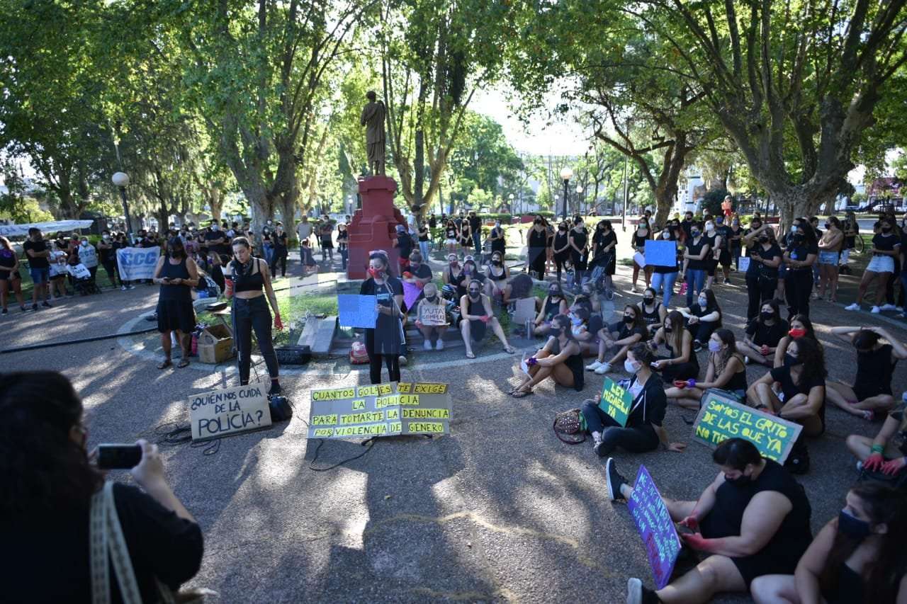 "Paren de matarnos": fuerte reclamo de Justicia por Úrsula en Plaza San Martín