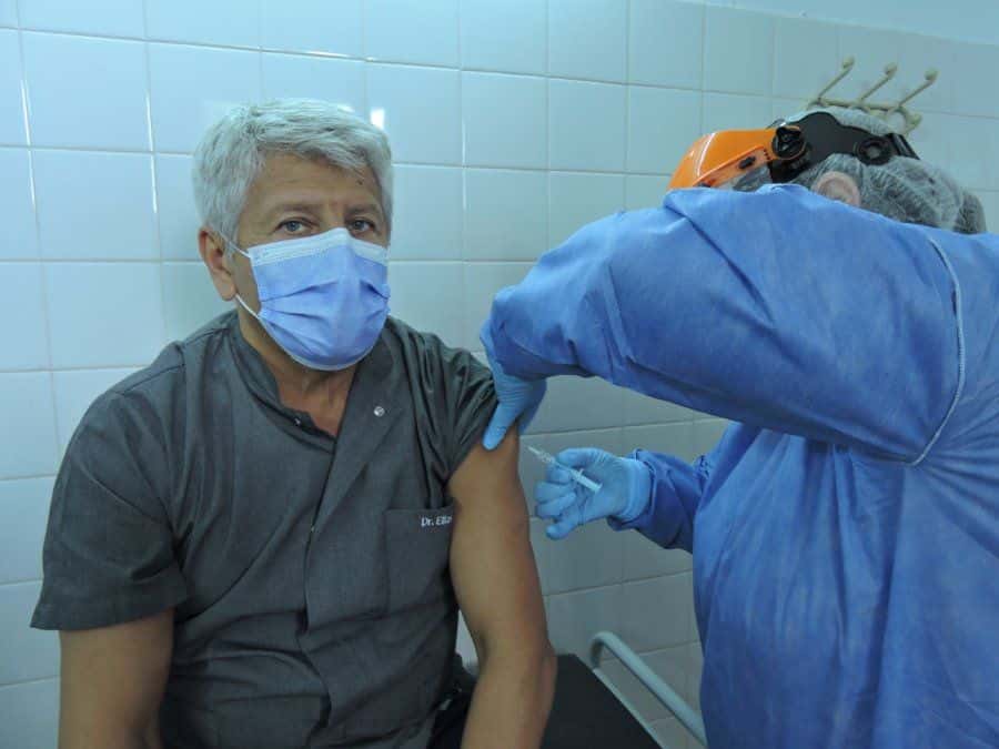 Elías destacó que el Hospital vacunó más de 1400 personas sin recibir cuestionamientos
