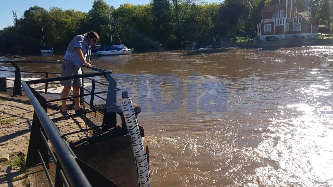 Los equipos de emergencias del Municipio siguen alertas por la crecida del río Gualeguaychú