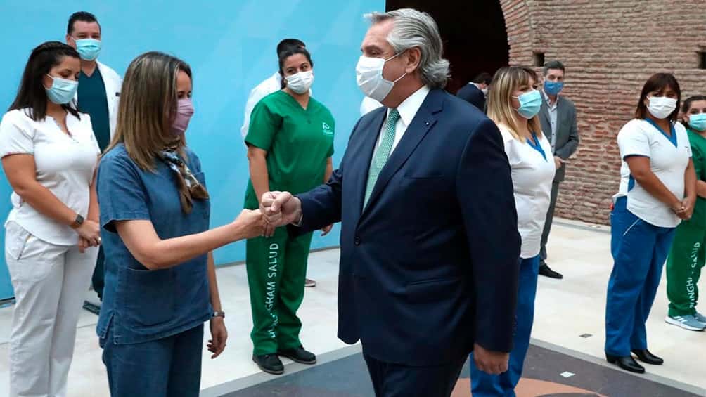 Alberto Fernández anunció bono de $6.500 para el personal de salud