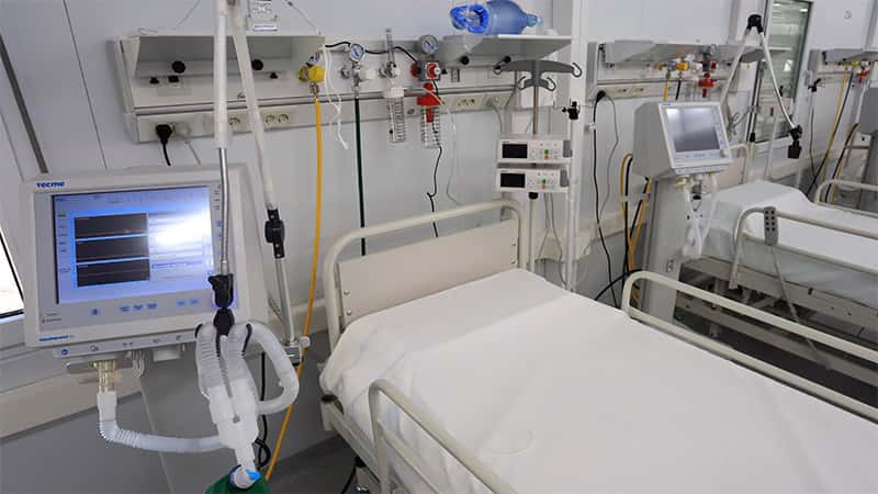 El Hospital Centenario sumó 4 camas a la terapia intensiva de Covid