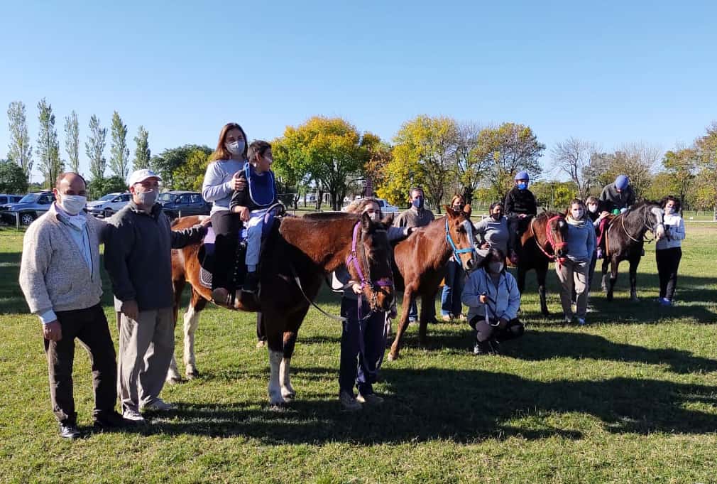 La Sociedad Rural Gualeguaychú donó un caballo para equinoterapia