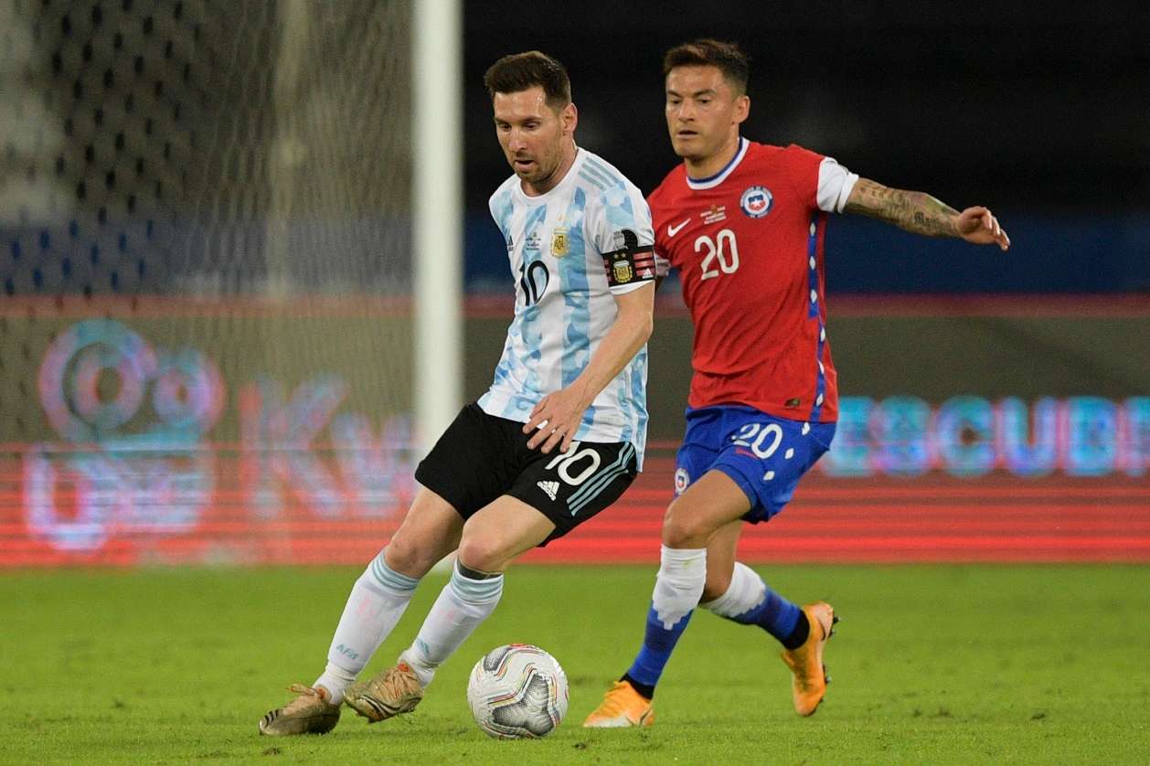 Argentina mereció más, pero no aguantó la ventaja e igualó con Chile