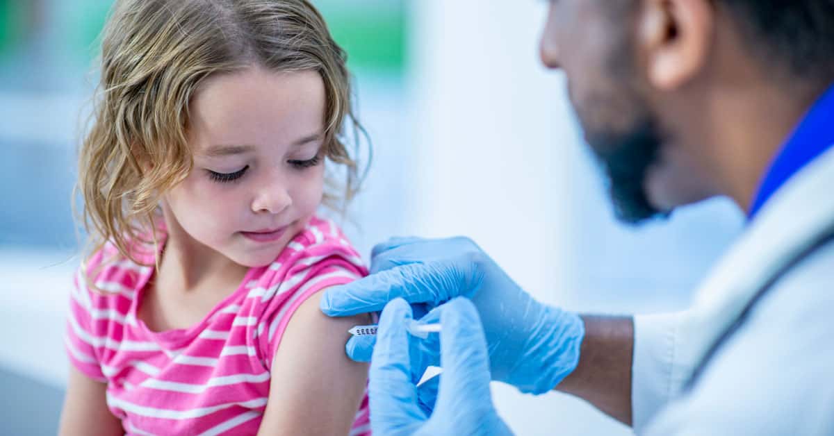 El Gobierno busca "avanzar en contratos para adquirir vacunas pediátricas"