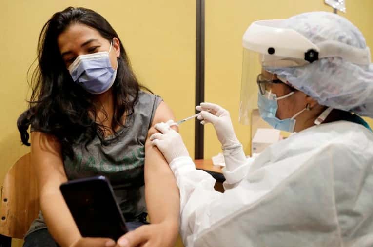 EEUU donará 3,5 millones de vacunas para inocular a migrantes venezolanos en Colombia