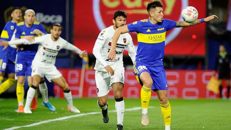El 9 dio sus frutos: con gol de Vázquez, Boca venció con lo justo a Patronato