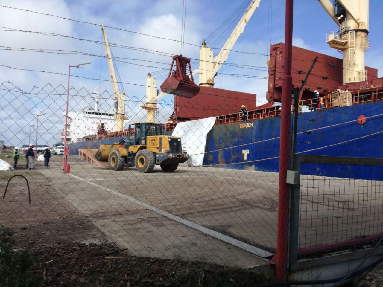 Realizan operaciones simultáneas en los puertos de Ibicuy y C. del Uruguay