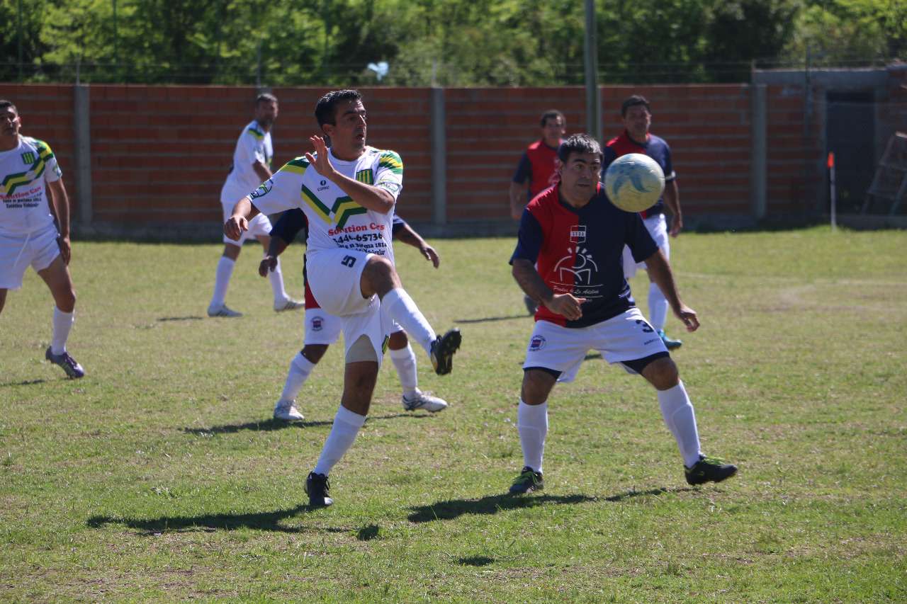 Ganaron Sarmiento y Juventud Unida que disputarán la final de la Copa Gualeguaychú