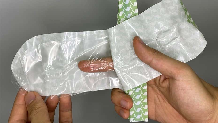 Lanzan el primer preservativo que pueden usar tanto hombres como mujeres