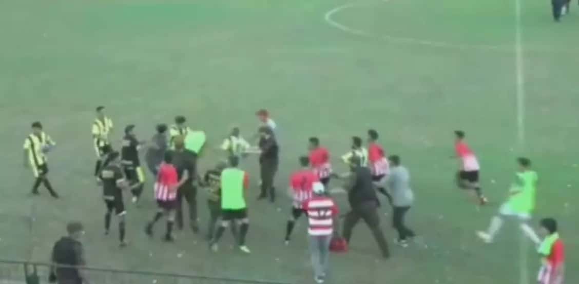Violentos incidentes al término de un partido de fútbol en una ciudad entrerriana