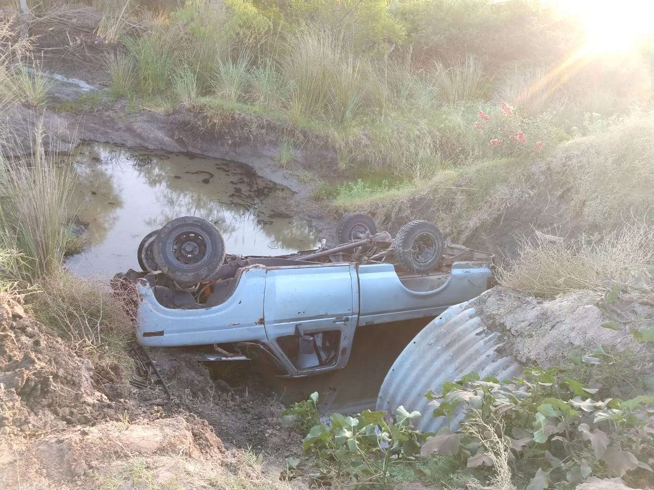 Un gualeguaychuense volcó con su camioneta pero "no recuerda nada de lo sucedido"