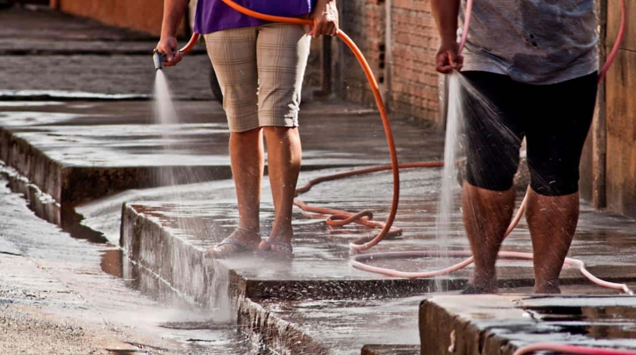 El Municipio aseguró que multará a quienes utilicen agua "de manera irresponsable"