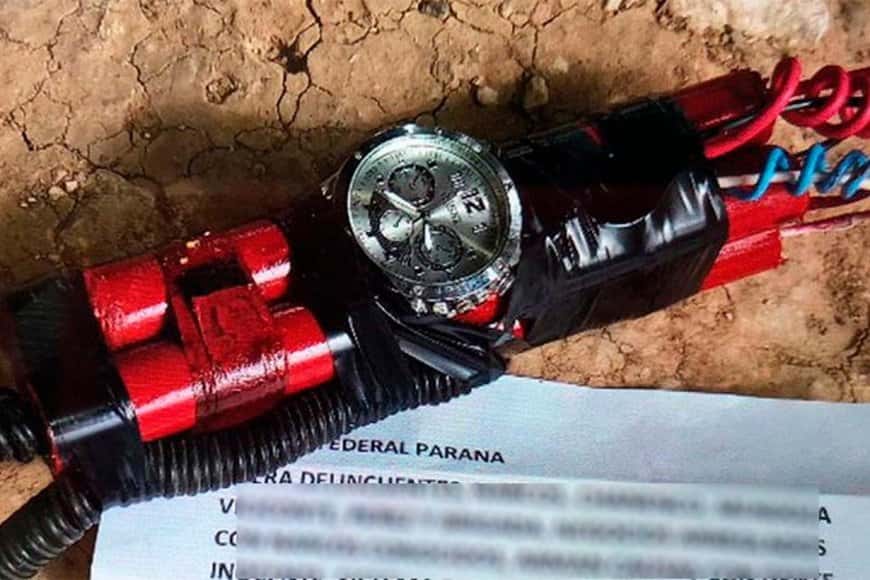 Hallaron artefacto con una amenaza a metros de la sede de la Policía Federal de Paraná