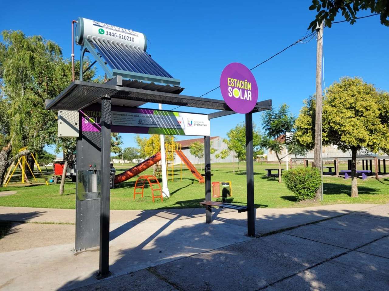 Funciona la primera Estación Solar Sustentable en el Paseo San Martín de Urdinarrani