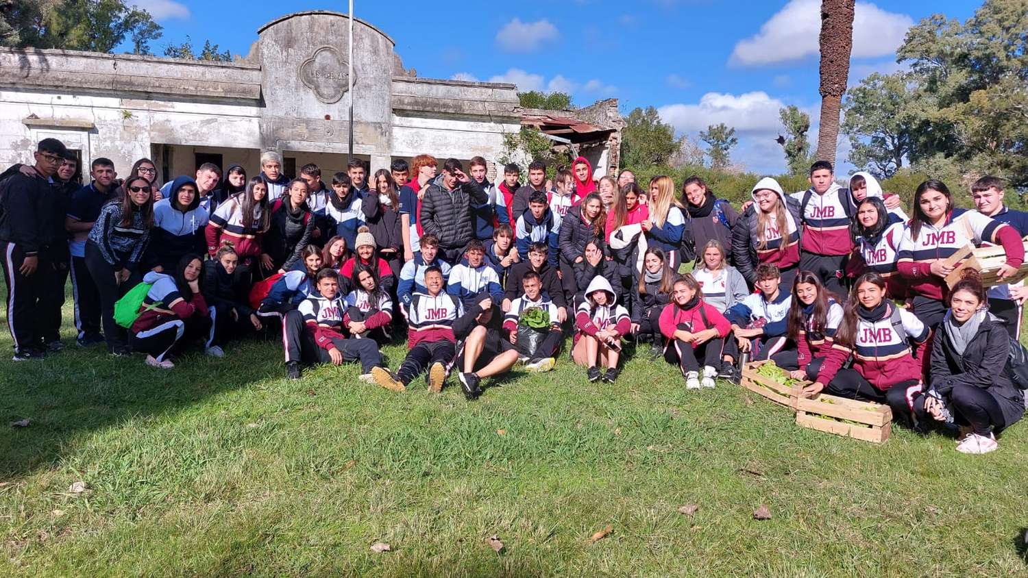 126 estudiantes de diferentes colegios de la ciudad visitaron la Reserva de las Piedras