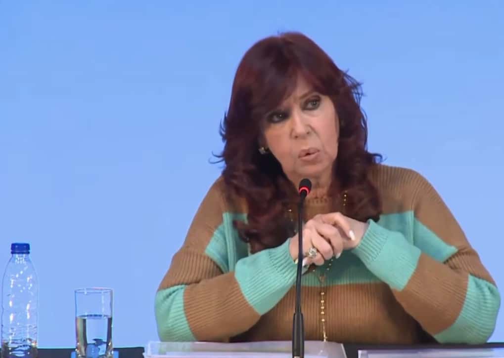 Cristina Kirchner: “La renuncia de Guzmán fue un acto de irresponsabilidad y  desestabilización”