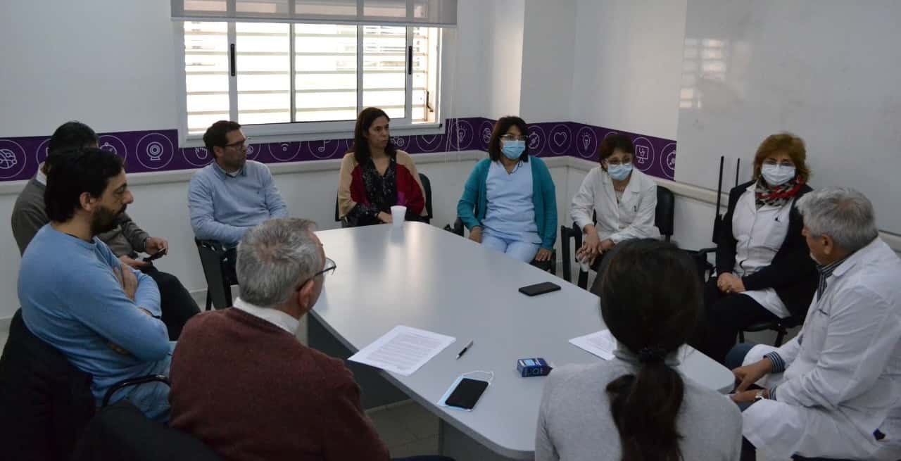 La UNER y el Hospital Centenario firmaron dos convenios: de qué se tratan y a quiénes beneficiarán