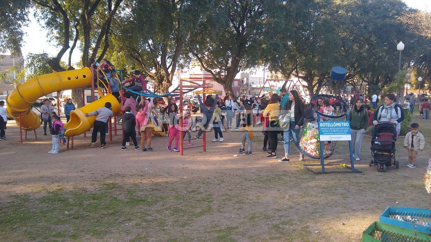Cientos de niños y niñas de la ciudad disfrutaron del Gurisódromo