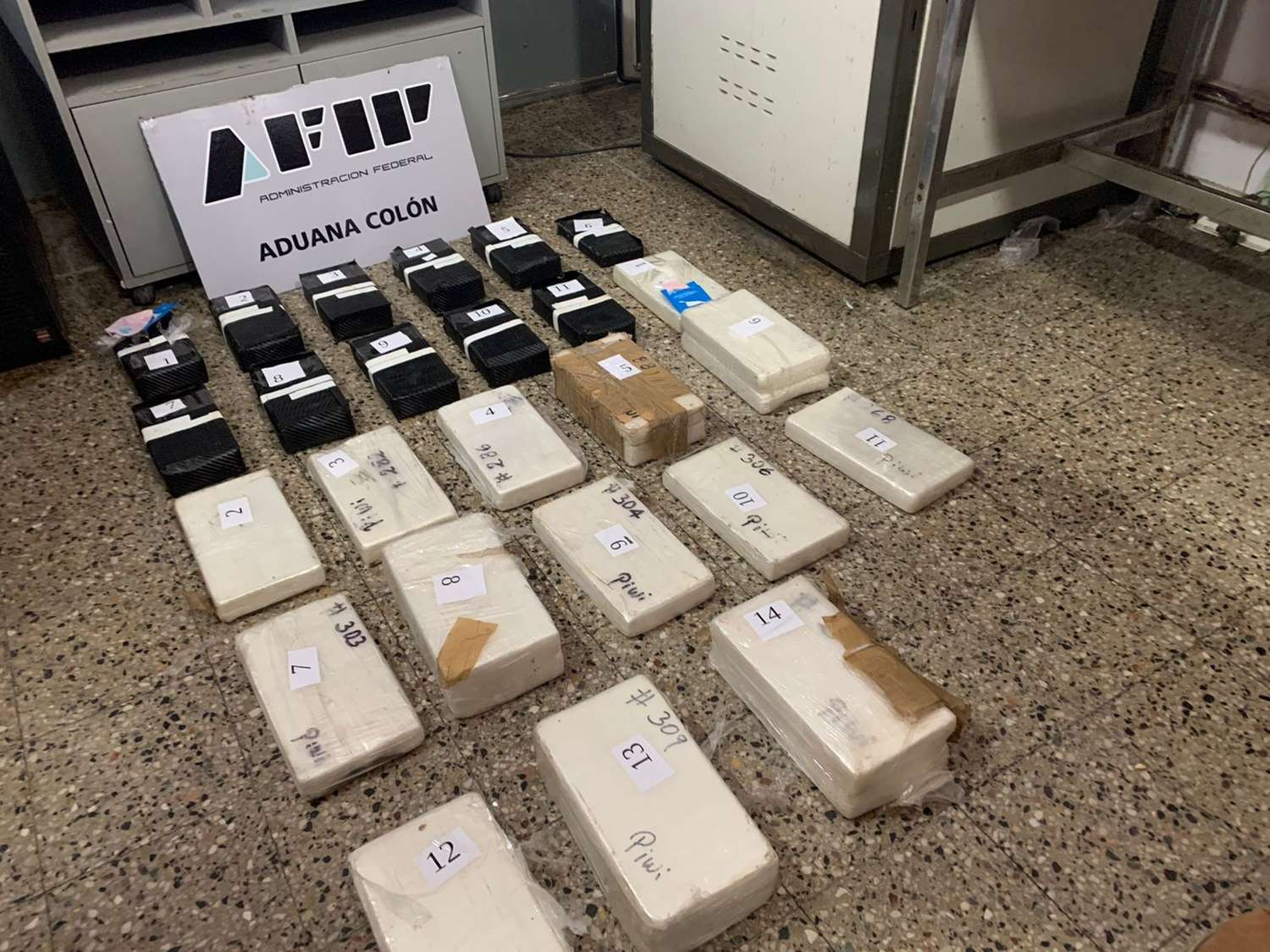 Personal de Aduana-AFIP secuestró más de 30 kilos de cocaína que pretendían pasar de Entre Ríos al Uruguay