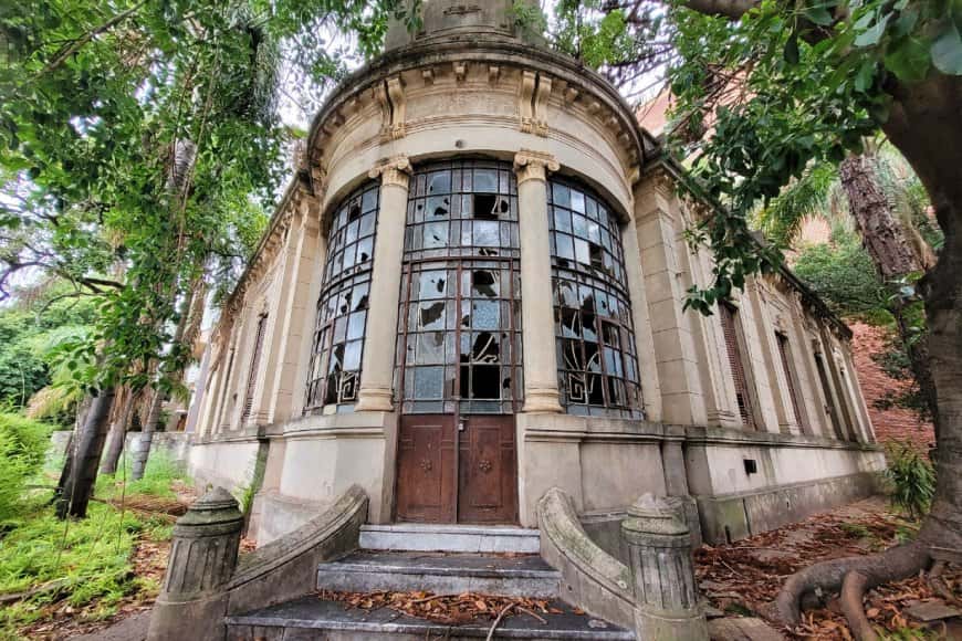 Peligra la antigua casa del médico entrerriano que popularizó las boinas blancas en la UCR