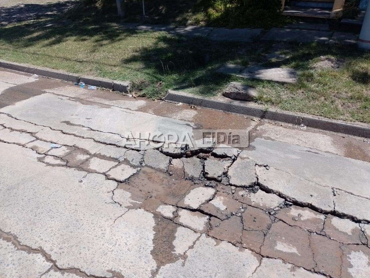 Se levantó el pavimento en calle Roffo en cercanías del Bulevar 2 de Abril