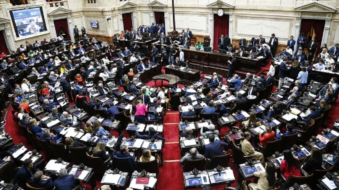 Diputados y senadores acordaron aumentarse un 30% los sueldos: cuánto pasarán a cobrar